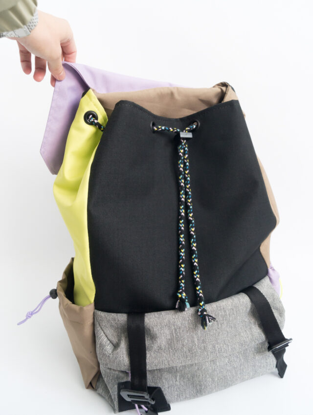 PFiC plecak fiołki i cytryny. Czarny, kolorowy, stylowy, duży plecak miejski na laptopa. (Damski lub Męski), wodoodporny, żółty, fioletowy